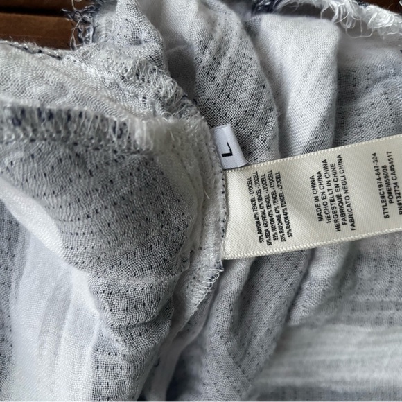 CLOTH & STONE | striped raw hem tank || size large - Picture 6 of 6